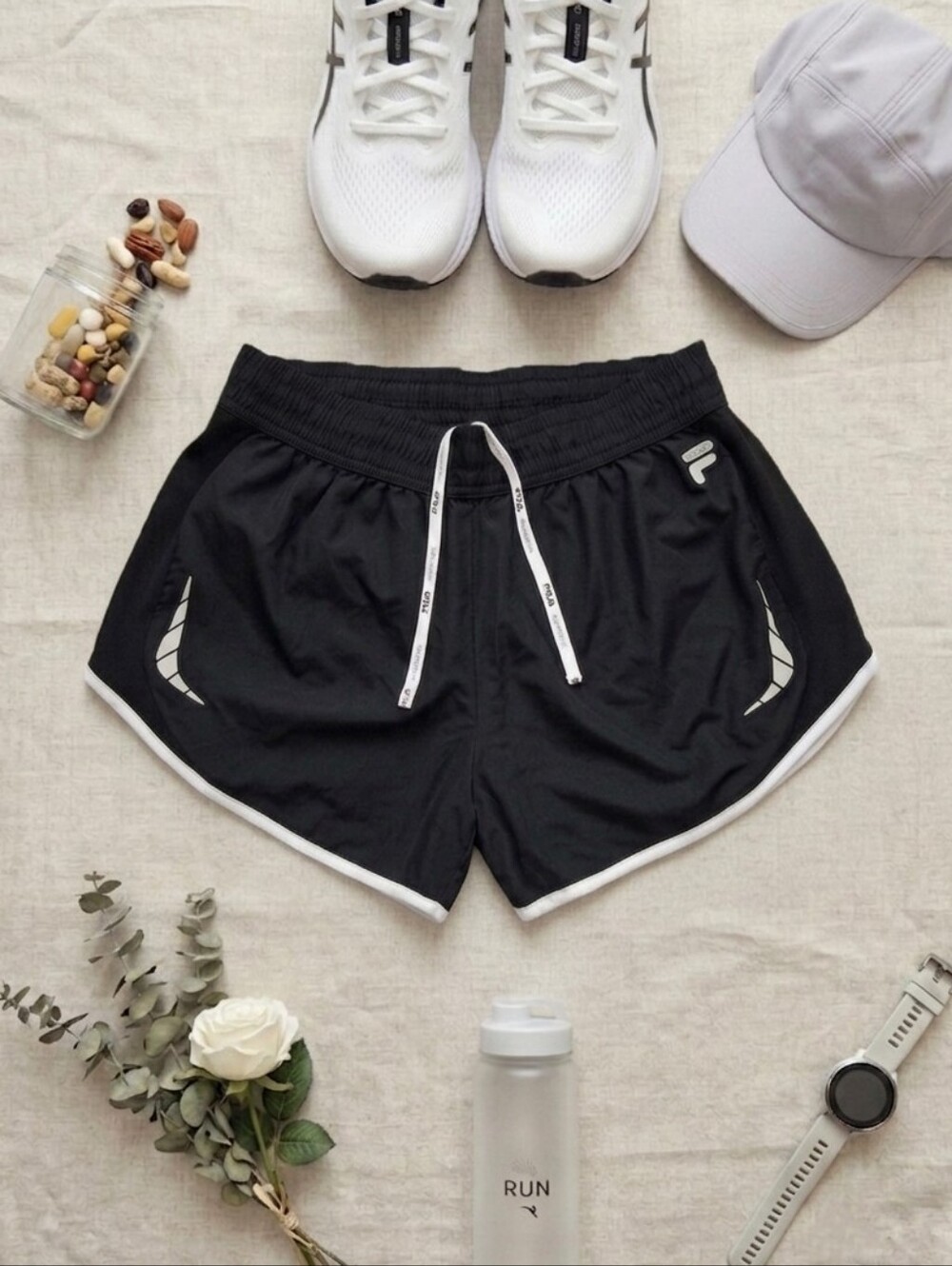 FILA Sport Running Shorts Black White Trim Pocket Dolphin Hem Lined Size Medium